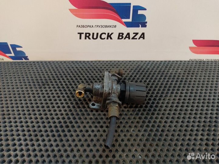 Клапан ускорительный