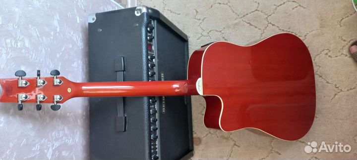 Акустическая гитара washburn