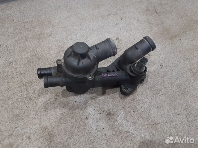 Корпус термостата для 1.2 CGP Skoda Rapid 2014