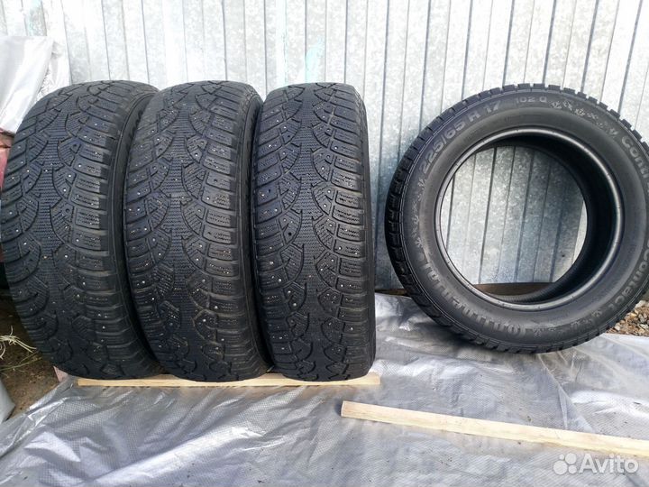 Continental ContiIceContact 4x4 225/65 R17 102Q