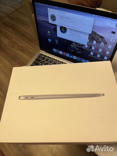 Macbook air 2020 retina 256gb