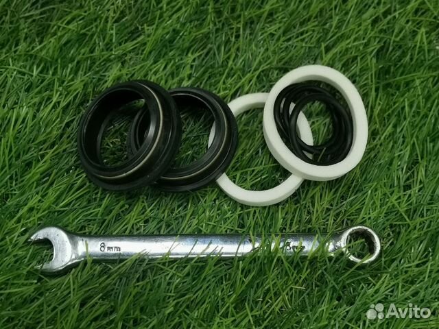 Пыльники паралоновые и сальники для вилки