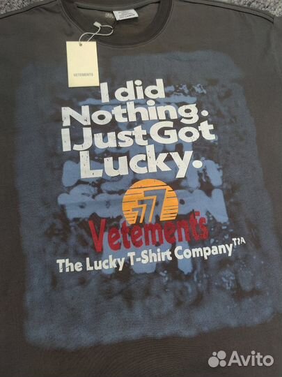 Футболка Vetements Lucky