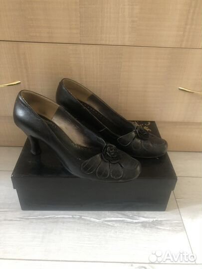 Туфли женские