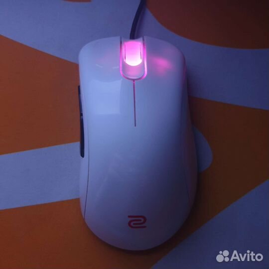 Zowie ec2-a