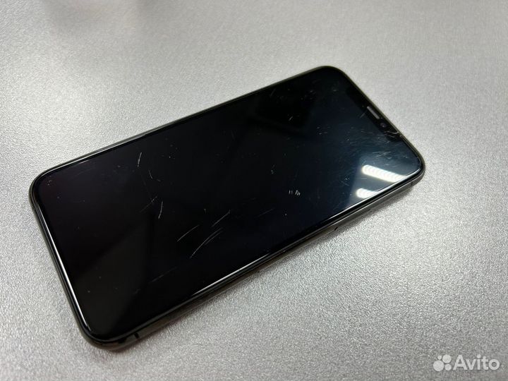 iPhone 11 Pro, 64 ГБ