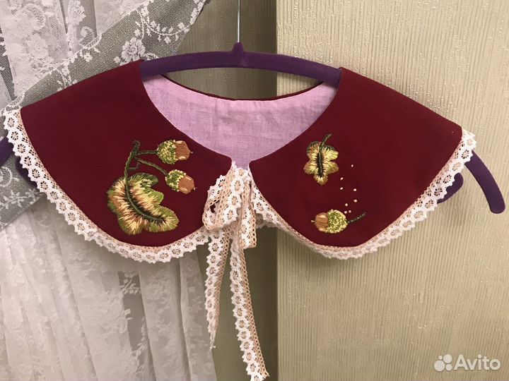Воротник съемный с ручной вышивкой гладью. Новый