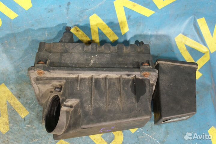 Корпус воздушного фильтра Ford Focus 1