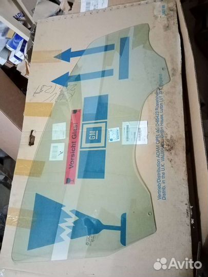 Стекло двери правой Opel Corsa D купе