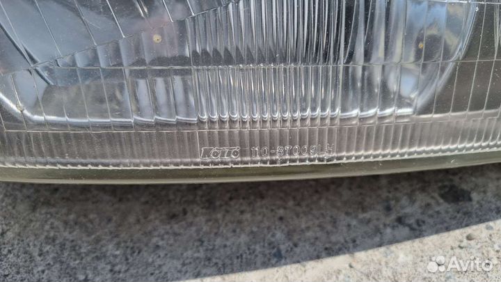 Фара на делику