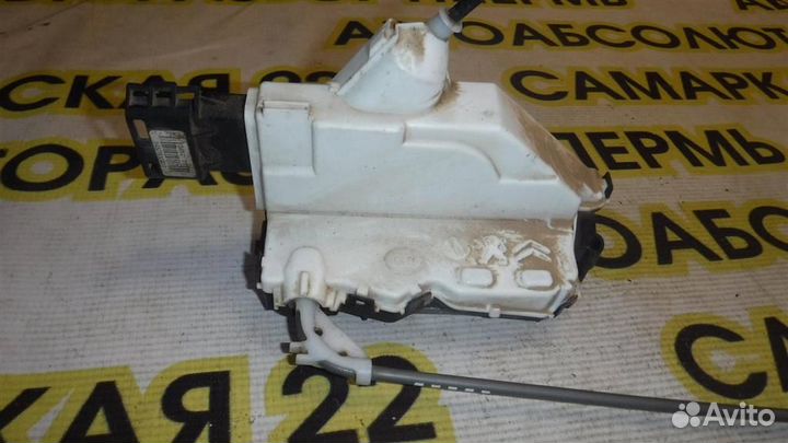 Замок двери задней левой Peugeot 301 2012