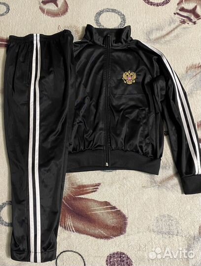 Костюм спортивный 146