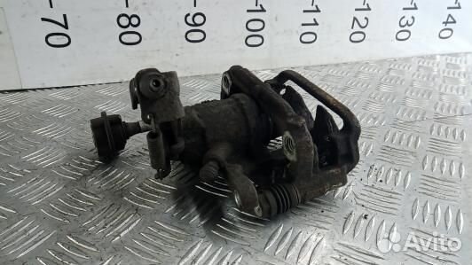 Суппорт тормозной задний правый opel astra J (PDN2