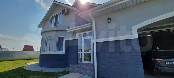 Дом 323 м² на участке 22 сот.