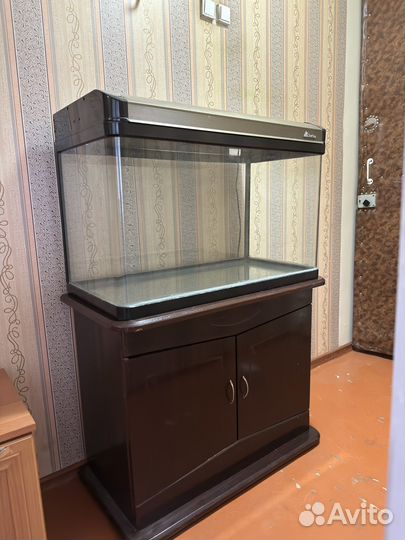 Аквариум с тумбой