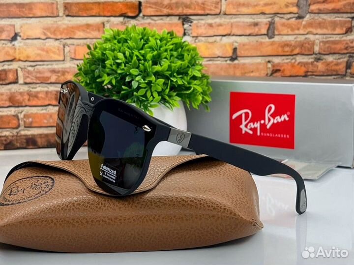 Солнцезащитные очки ray ban