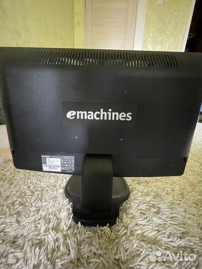 Монитор emachines