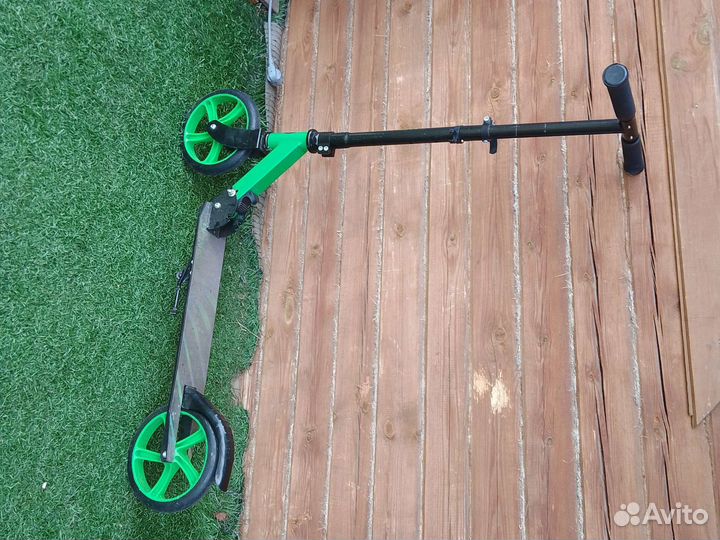 Самокат детский катался мало састояние отличное