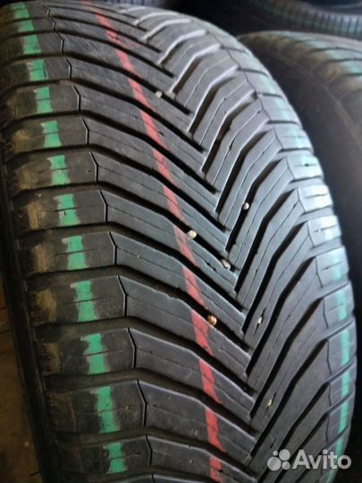 Michelin CrossClimate SUV 225/45 R19 96W