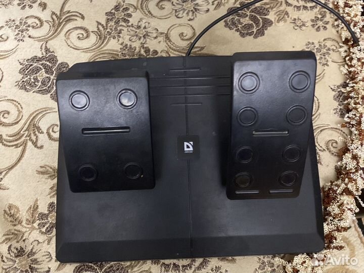 Игровой руль defender forsage gtr