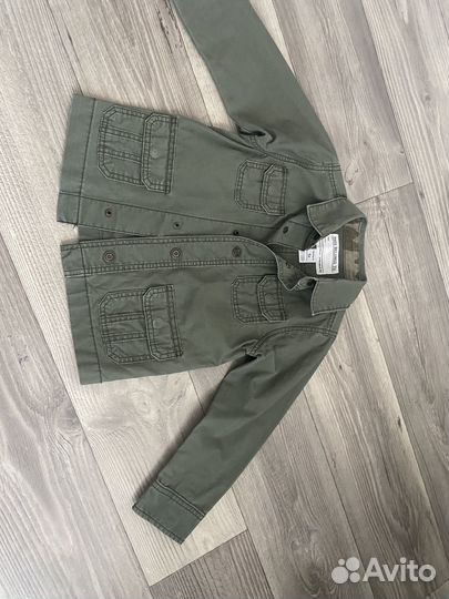 Легкая ветровка Carter's