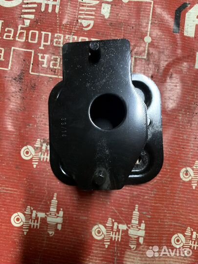 BMW 5 E60 Кронштейн усилителя бампера Л Зд