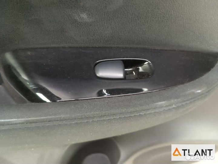 Дверь задний левый nissan leaf