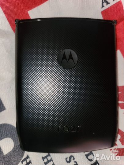 Motorola RAZR, 16 ГБ