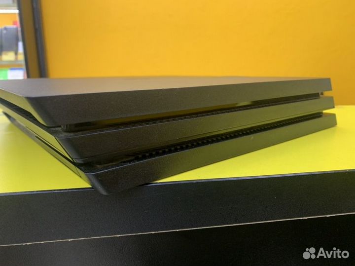 Игровая приставка Sony PlayStation 4 Pro 1Tb