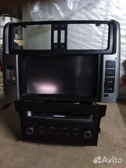 Штатное головное устройство тойота прадо 150