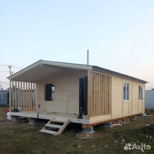 Бригада строителей