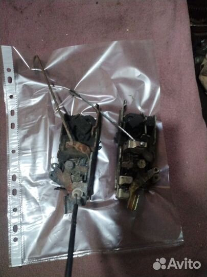 Замок передней двери Mercedes Benz Vito W638