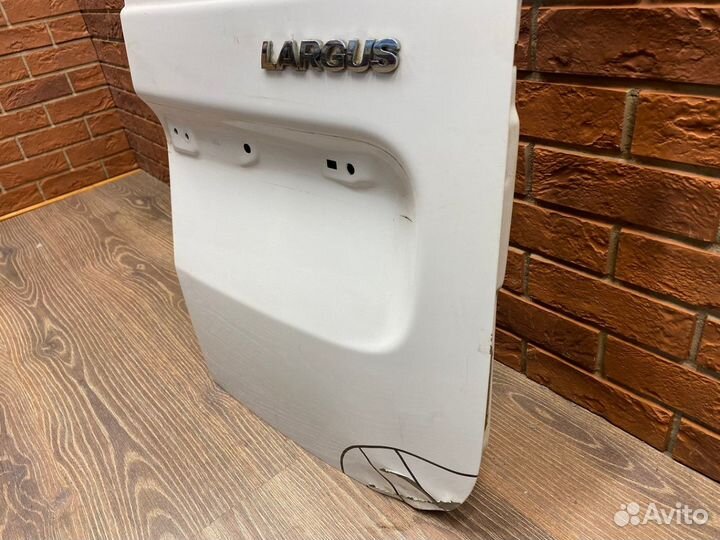 Дверь багажника Vaz LADA Largus Правая Под стекло