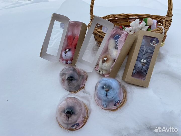 Зайцы, коты - магниты (на заказ)