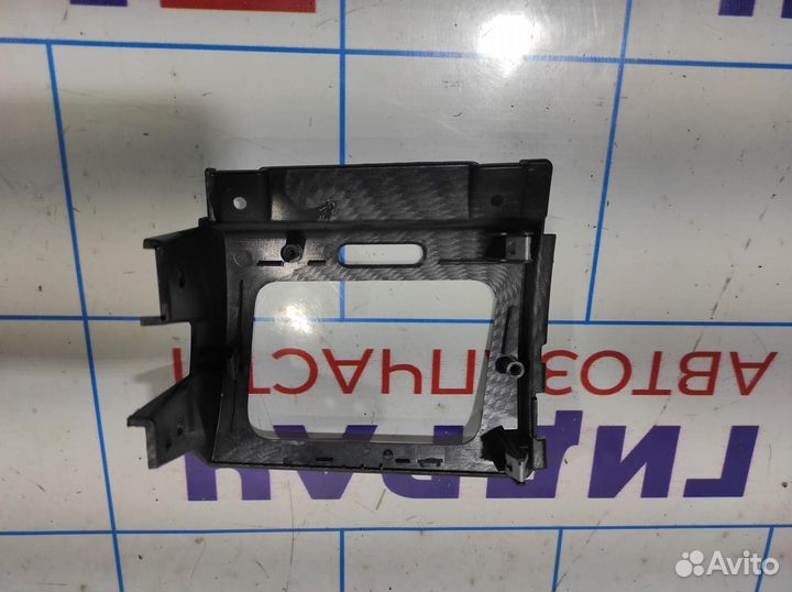 Накладка дефлектора левого Ssang Yong Actyon New