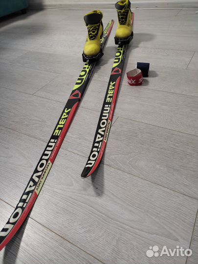 Лыжи и ботинки