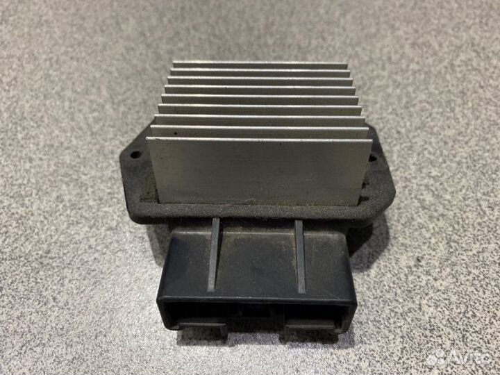 Реостат печки Toyota Land Cruiser Prado RZJ120