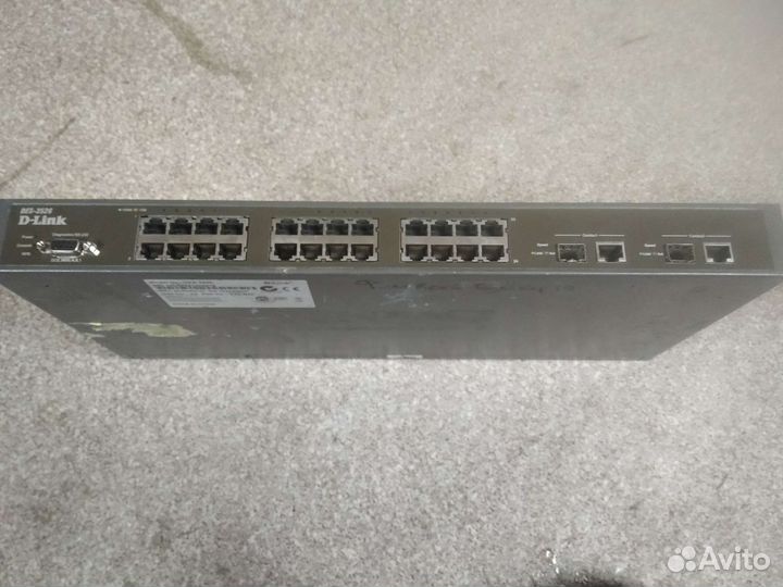 Оптический коммутатор dlink DES3526