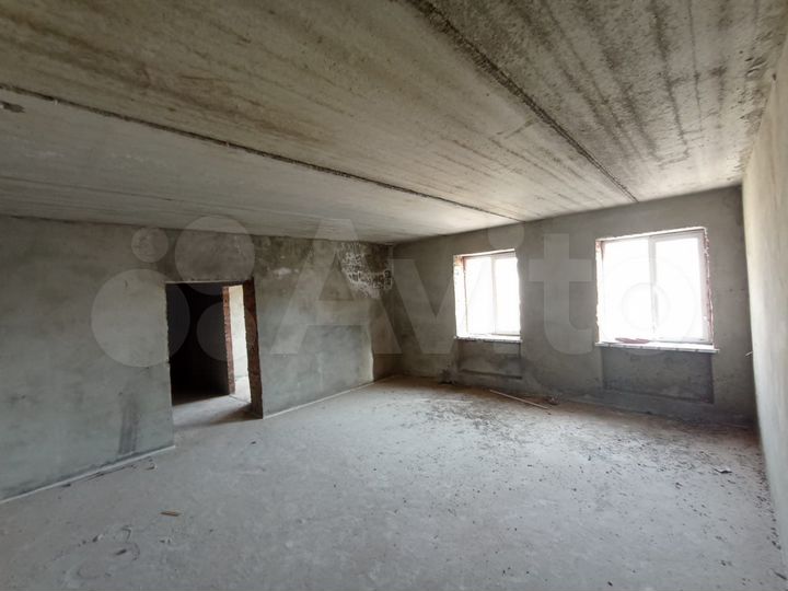 2-к. квартира, 82 м², 5/6 эт.