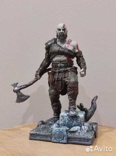 Фигурки персонажей из глины