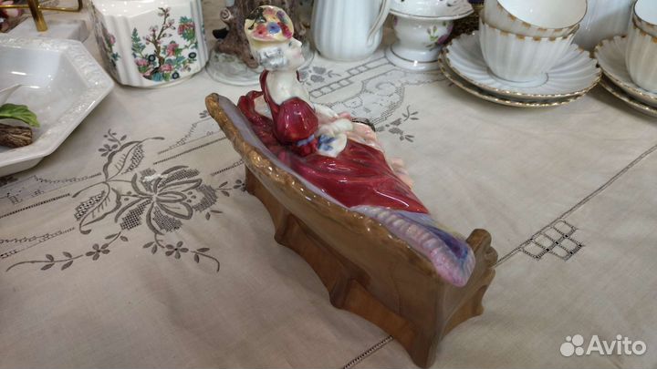 Винтаж: Старинная фигурка Royal Doulton