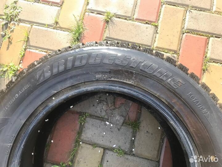 Bridgestone Ice Cruiser 7000 235/65 R17