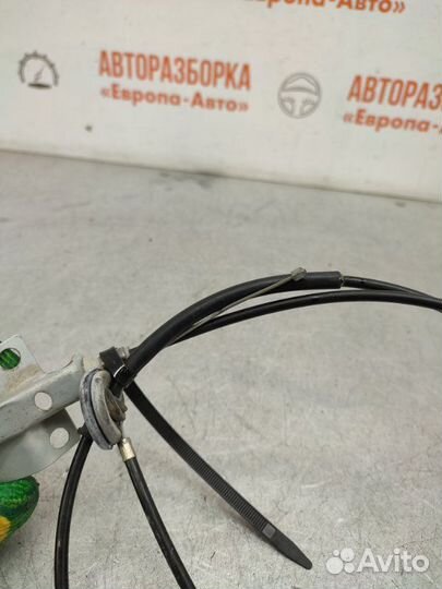 Трос открывания капота Infiniti G25 седан 2.5 Л