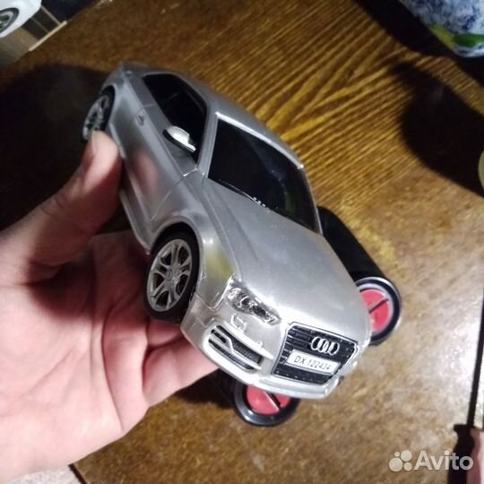 Масштабная р-управляемая модель автомобиля Audi S5