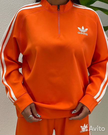 Костюм женский на весну Adidas