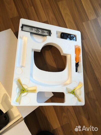 Робот пылесос LG hom bot