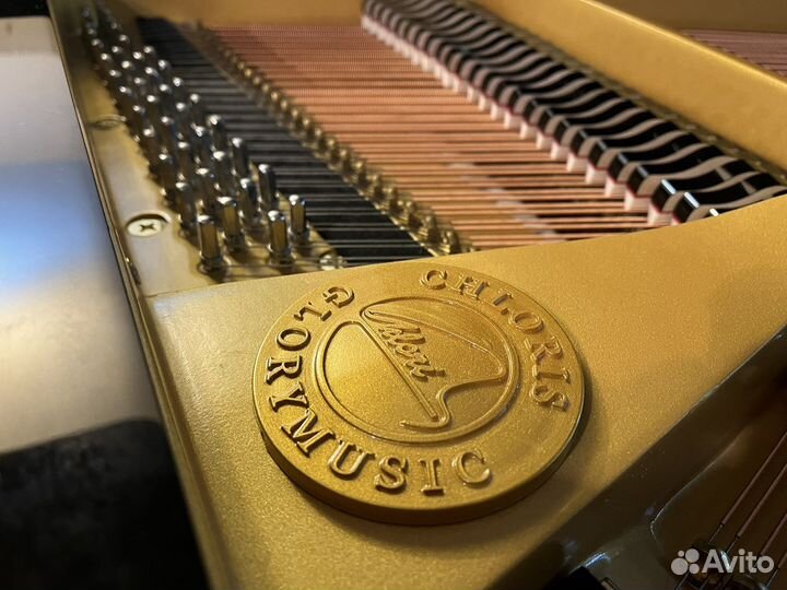 Рояль миньон новый