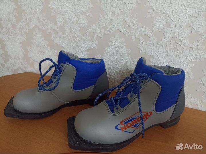 Лыжные ботинки 34 размер