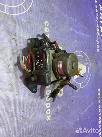 Блок abs Honda Cr-V 1 RD1 B20Z1 2000