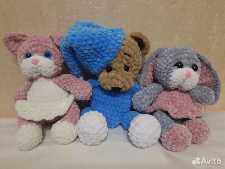 Вязанные плюшевые игрушки